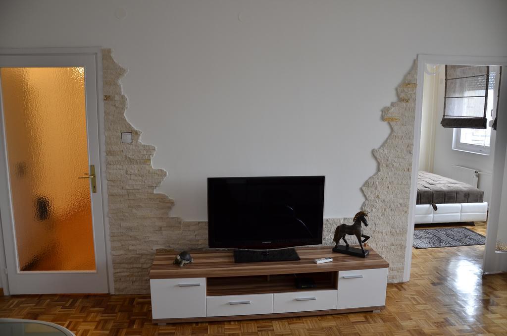Apartment Arena White بلغراد الغرفة الصورة