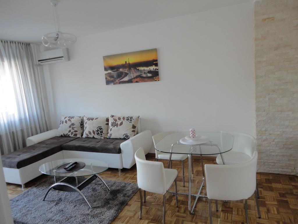 Apartment Arena White بلغراد الغرفة الصورة